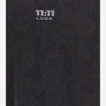 T-SHIRT IN COTONE CON STAMPA LOGO 1111LUCKBASICTEE BLACK 11:11 L.U.C.K. 