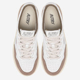 SNEAKERS MEDALIST LOW IN PELLE AULMFT02 SOFLEASUEWHTANTIL AUTRY 