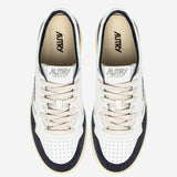 SNEAKERS MEDALIST LOW IN PELLE AULMFT07 SOFLEASUEWHTOCEAN AUTRY 