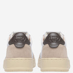 SNEAKERS MEDALIST LOW<BR/> AULMLS15 LEATSUEDEWHTTEAK AUTRY 