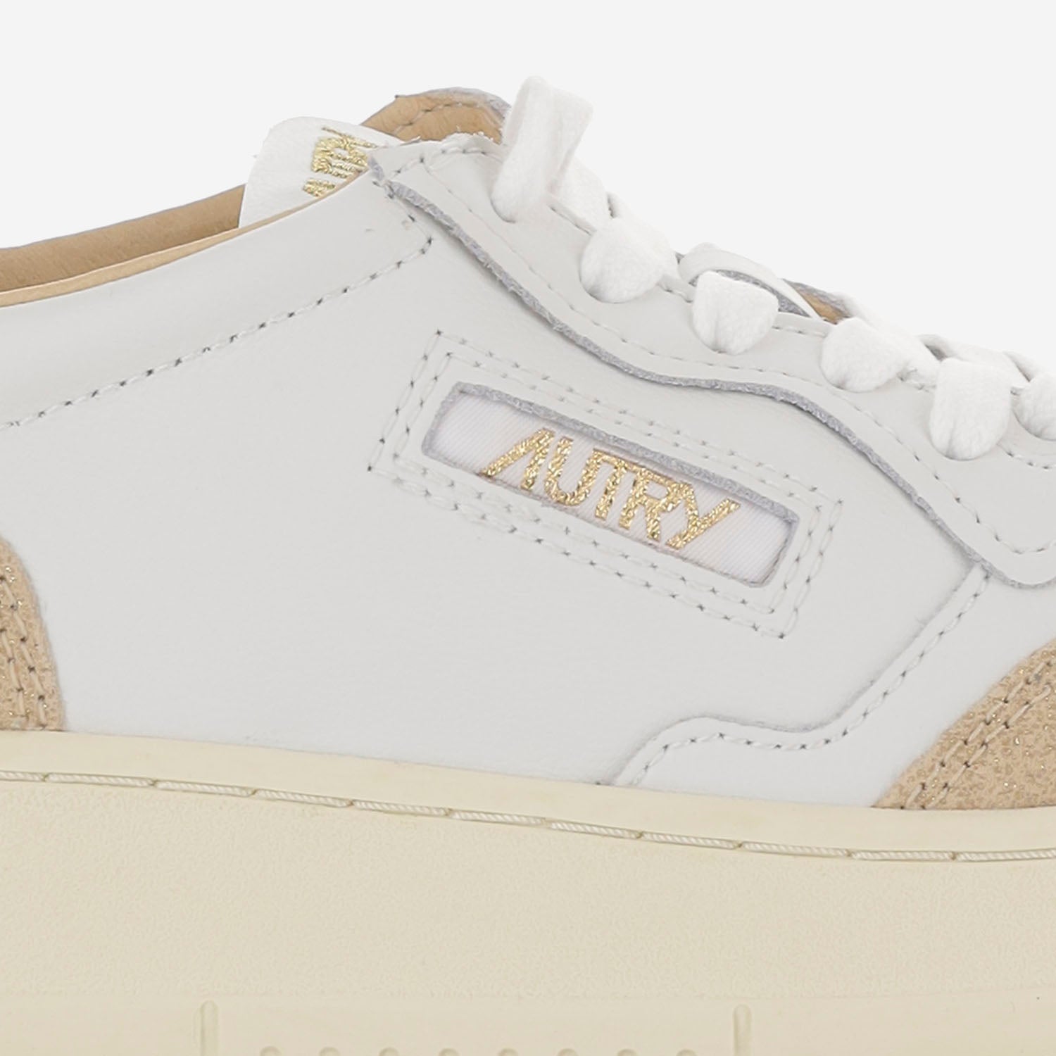 SNEAKERS MEDALIST LOW AULWPK02 SOFLEASPKWHTECRU AUTRY 