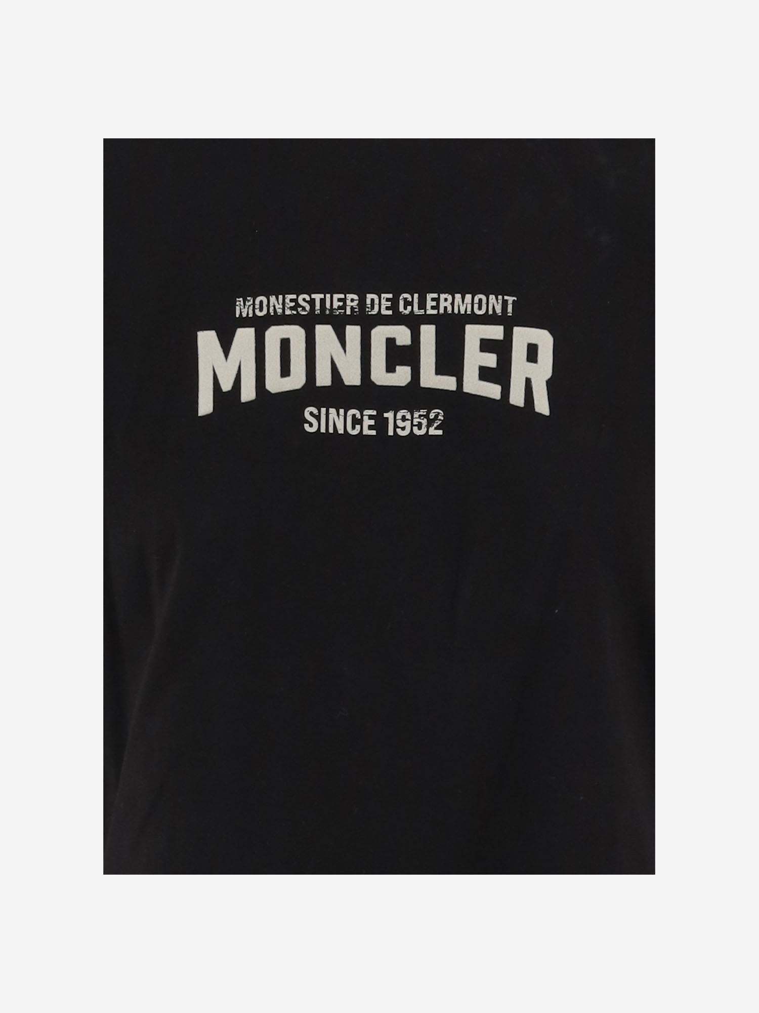 T-SHIRT IN COTONE CON LOGO 8C00031 89AUOP90 MONCLER 