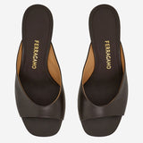 Sandali in pelle 01L765 004 SALVATORE FERRAGAMO 