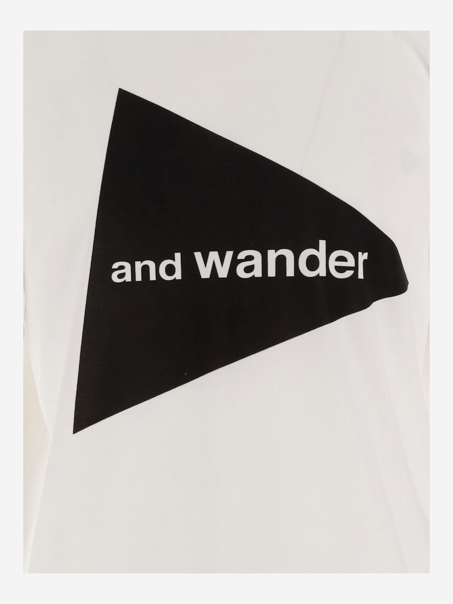 T-SHIRT IN MISTO COTONE CON LOGO 5746984076 030 AND WANDER 