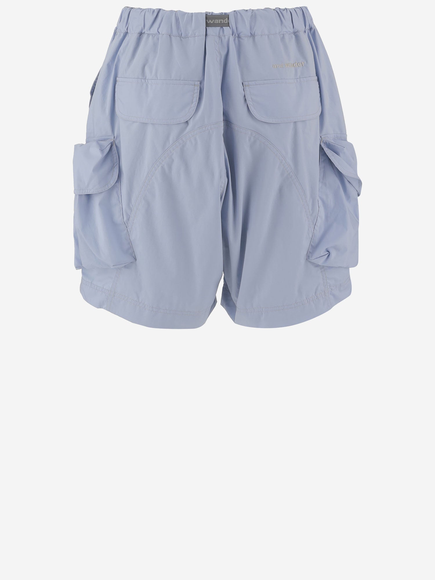 PANTALONI CORTI IN NYLON 5746182055 111 AND WANDER 