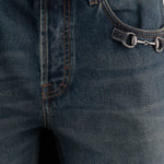 Jeans in denim di cotone con dettaglio morsetto 860844 XDDF04011 GUCCI 
