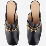 MULES IN PELLE CON CHARMS CHC25A11ERI 001 CHLOE 