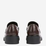 Mocassini in pelle con morsetto<BR/><BR/> 840725 0GQ002270 GUCCI 