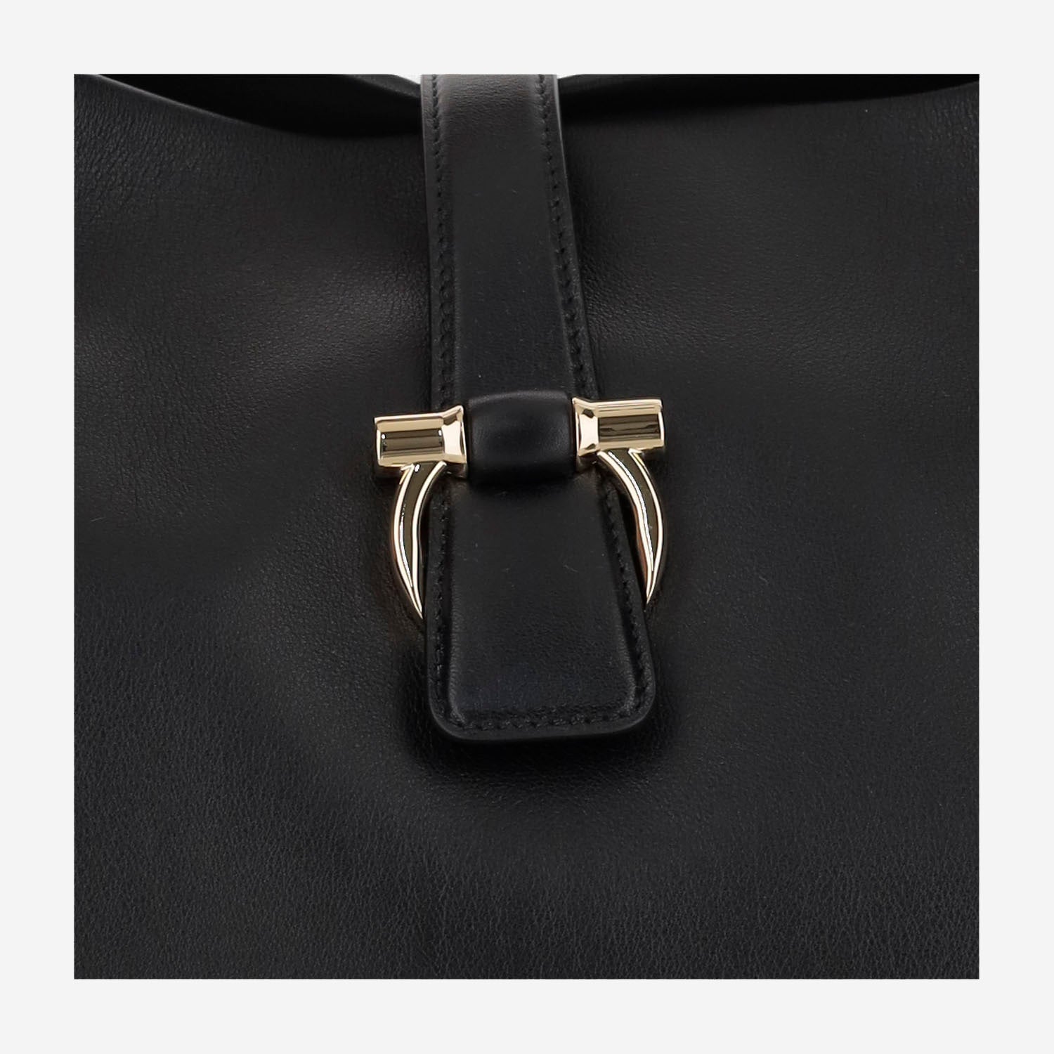 BORSA A SPALLA IN PELLE 219804 001NERONERO SALVATORE FERRAGAMO 