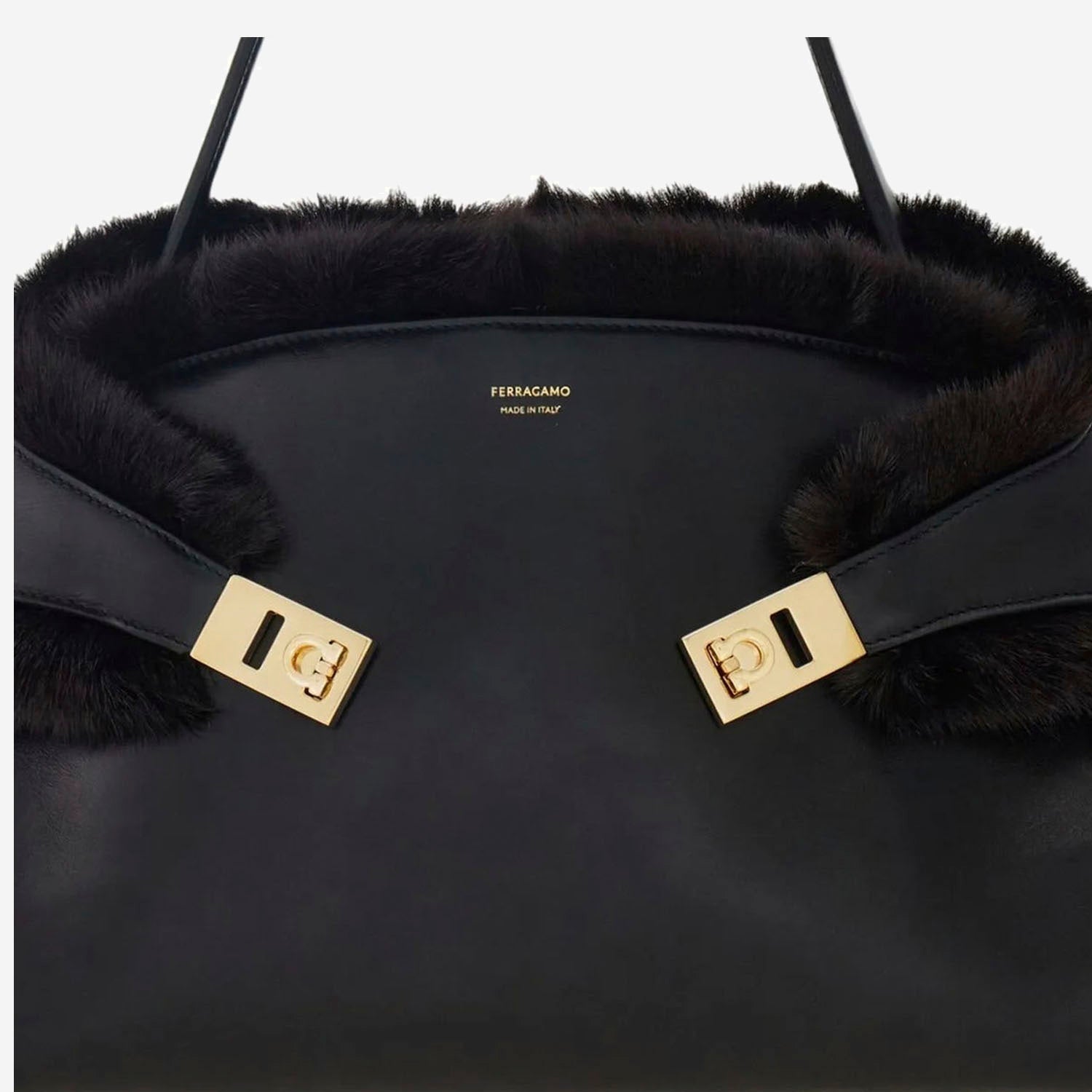 BORSA A SPALLA HUG SOFT 21A443 001NEROTESTADIMORO SALVATORE FERRAGAMO 