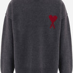 MAGLIONE IN LANA CON LOGO UKS838018 084 AMI 
