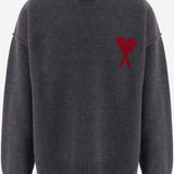 MAGLIONE IN LANA CON LOGO UKS838018 084 AMI 