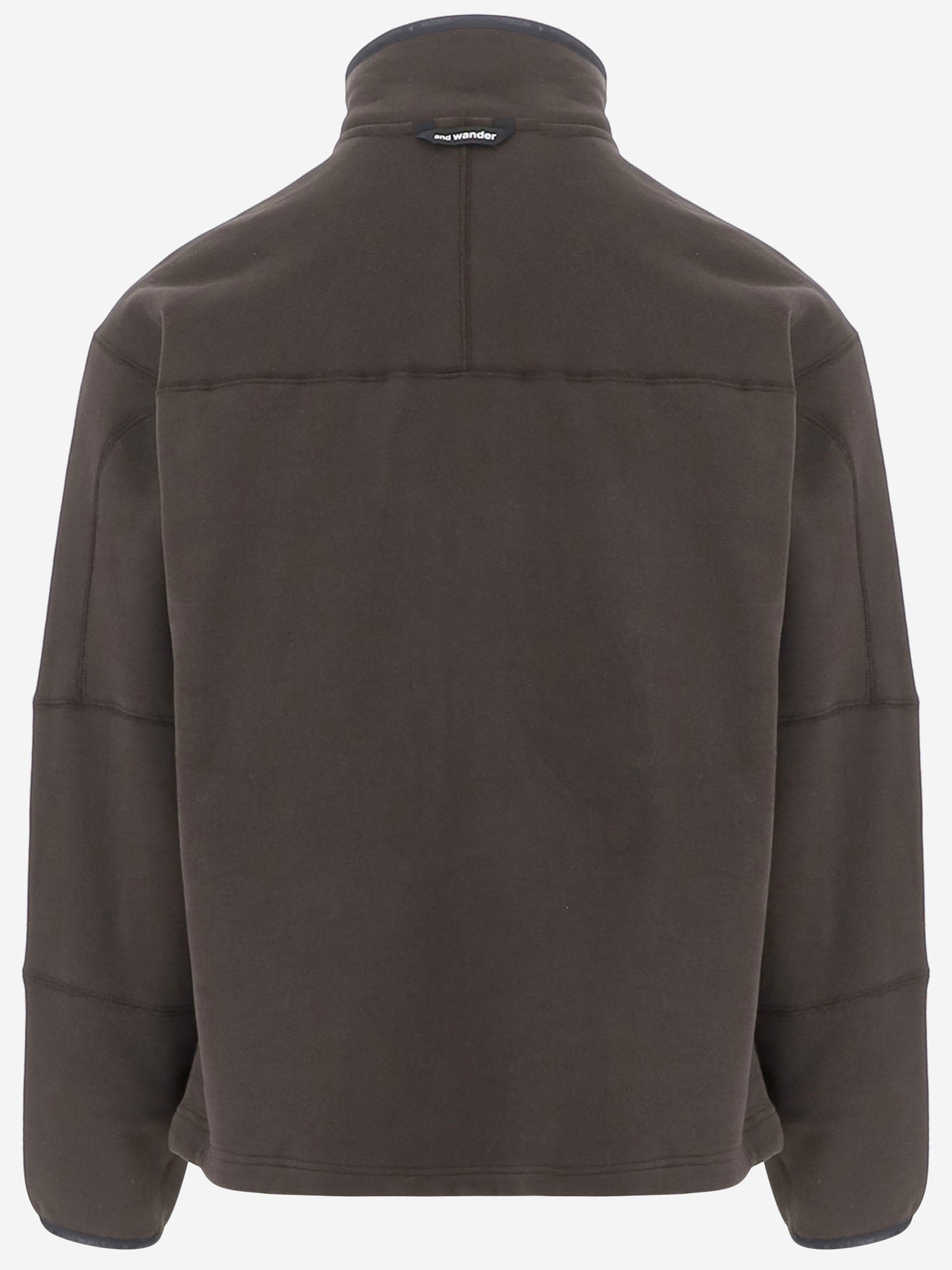 MAGLIA IN COTONE CON COLLO ALTO E LOGO 5746284086 052 AND WANDER 