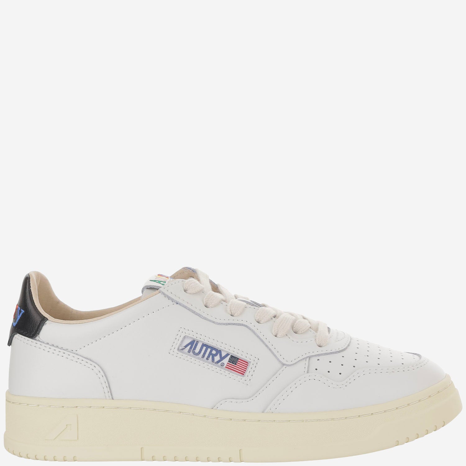 SNEAKERS MEDALIST LOW IN PELLE AULMBG02 LEALEALOGOWHTBLK AUTRY 