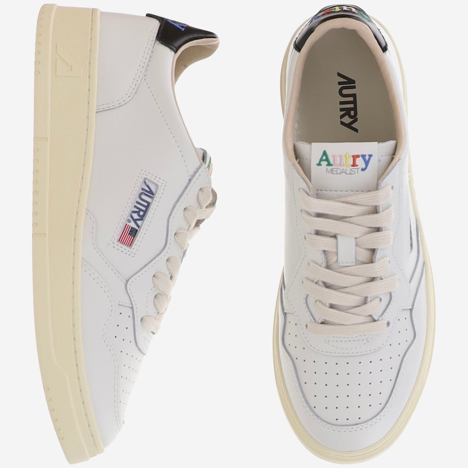 SNEAKERS MEDALIST LOW IN PELLE AULMBG02 LEALEALOGOWHTBLK AUTRY 