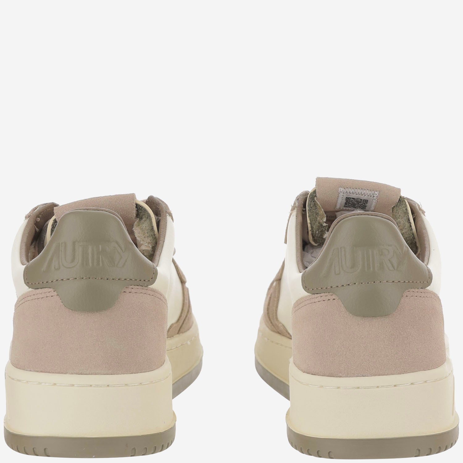 SNEAKERS MEDALIST LOW IN PELLE AULMBW07 LEASUEBICWHTLICORICE AUTRY 