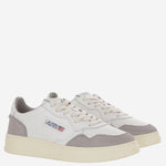 SNEAKERS MEDALIST LOW IN PELLE AULMFT15 SOFLEASUEWHTCEMENTO AUTRY 