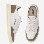 SNEAKERS MEDALIST LOW IN PELLE AULMFT17 SOFLEASUEWHTTABACCO AUTRY 