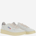 SNEAKERS MEDALIST LOW AULMLL22 LEATLEATWHTBLACK AUTRY 