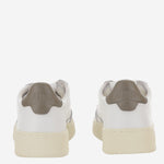 SNEAKERS MEDALIST LOW AULMLL28 LEATLEATWHTCHOCO AUTRY 