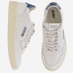 SNEAKERS MEDALIST LOW AULMLL29 LEATWHTMALBLUE AUTRY 