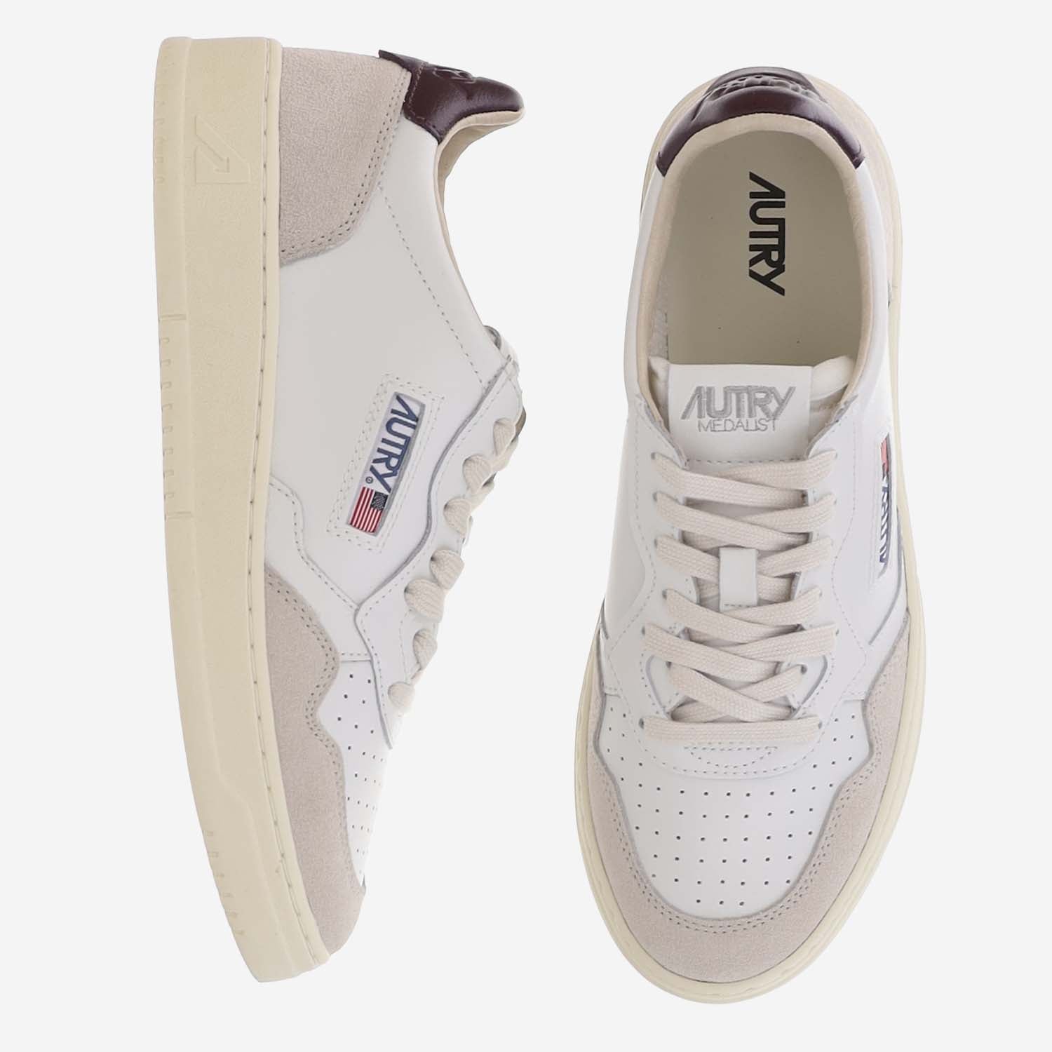 SNEAKERS MEDALIST LOW AULMLS18 LEATSUEDEWHTFIG AUTRY 