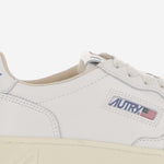 SNEAKERS MEDALIST LOW IN PELLE AULWBG01 LEALEALOGO WHTWHT AUTRY 