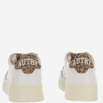 SNEAKERS MEDALIST LOW AULWHJ02 LEASUECOLLEGWHTLEOPRINT AUTRY 