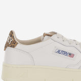 SNEAKERS MEDALIST LOW AULWHJ02 LEASUECOLLEGWHTLEOPRINT AUTRY 