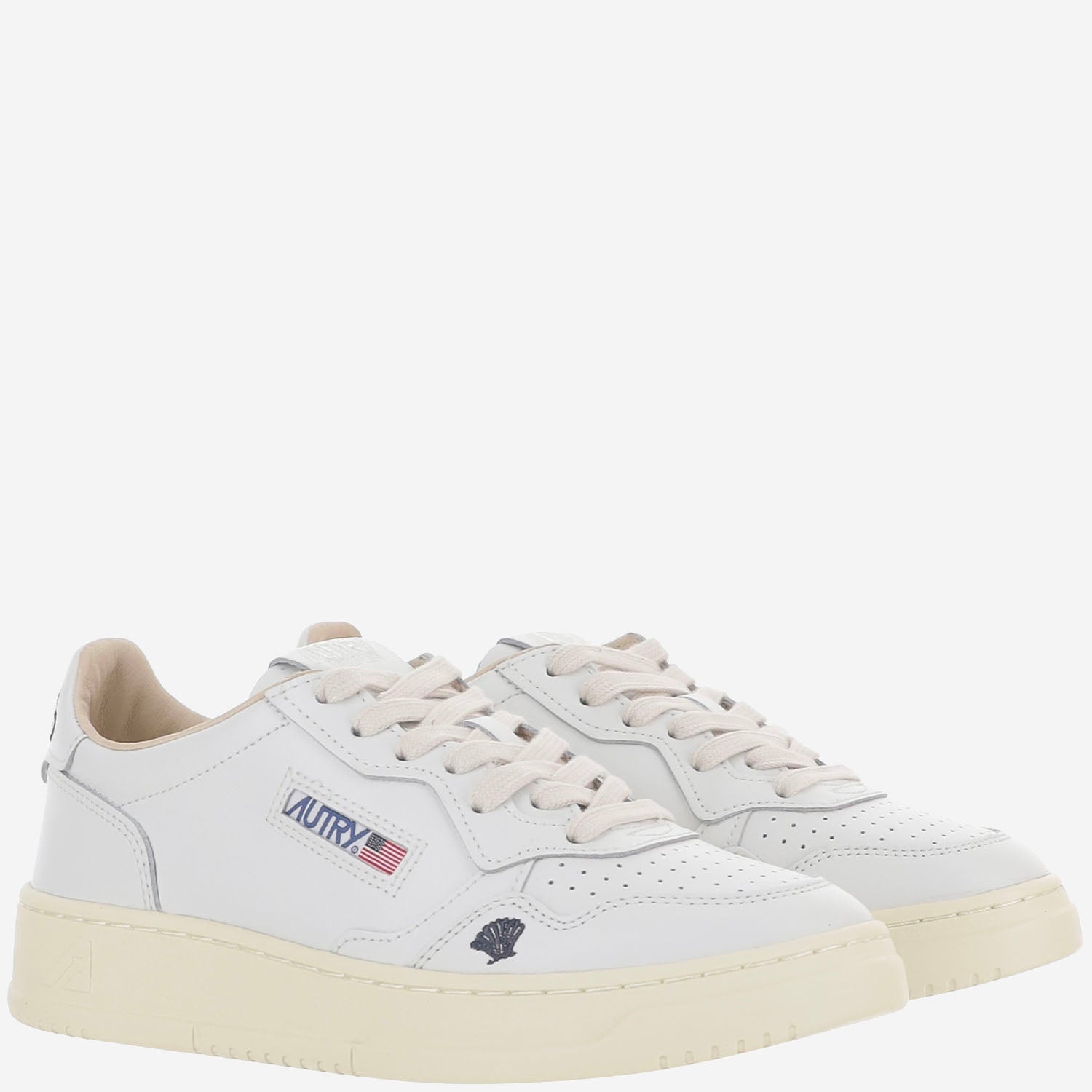 SNEAKERS MEDALIST LOW IN PELLE AULWHP01 LEASHELLWHTSPACE AUTRY 