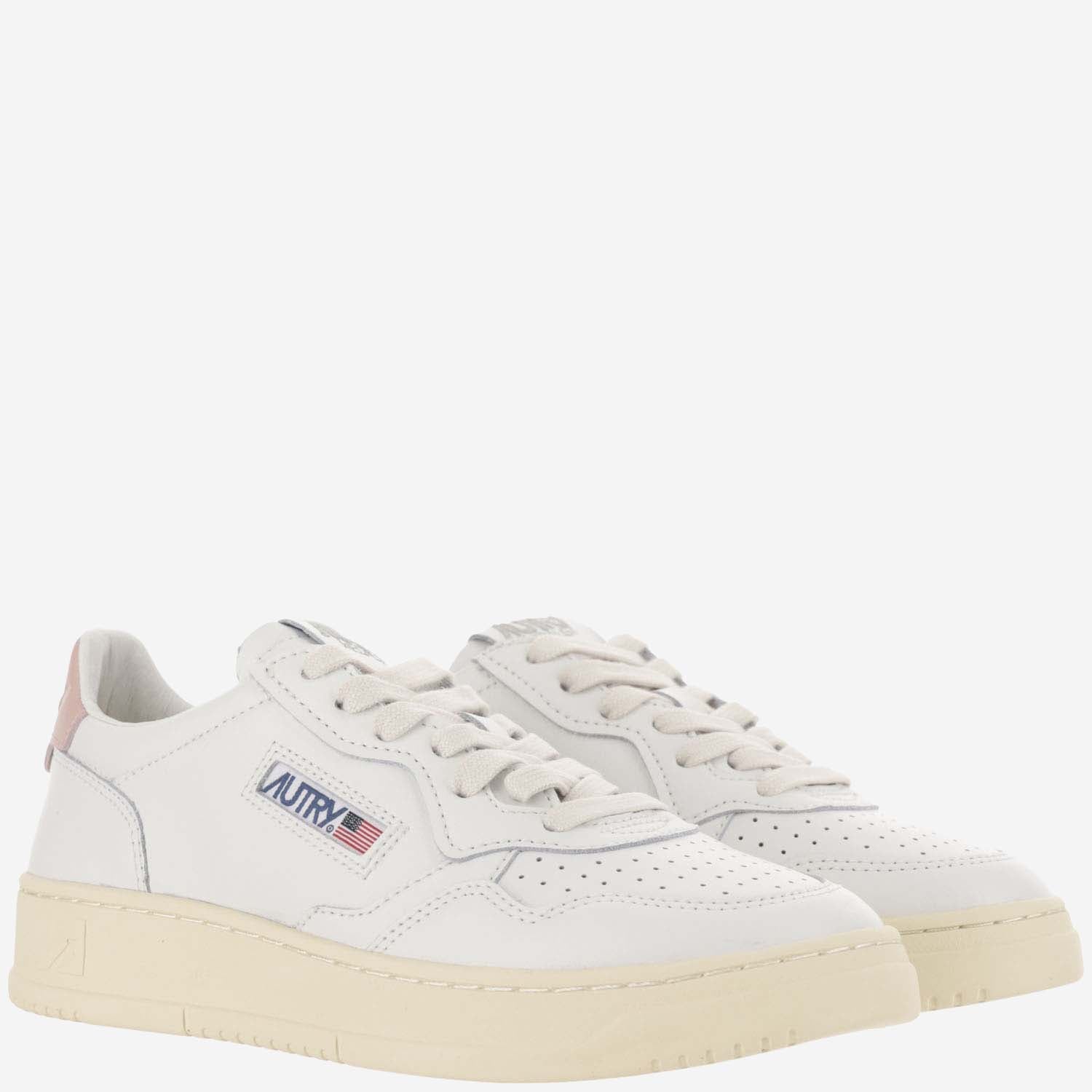 SNEAKERS MEDALIST LOW AULWLL16 LEATLEAT WHTPINK AUTRY 
