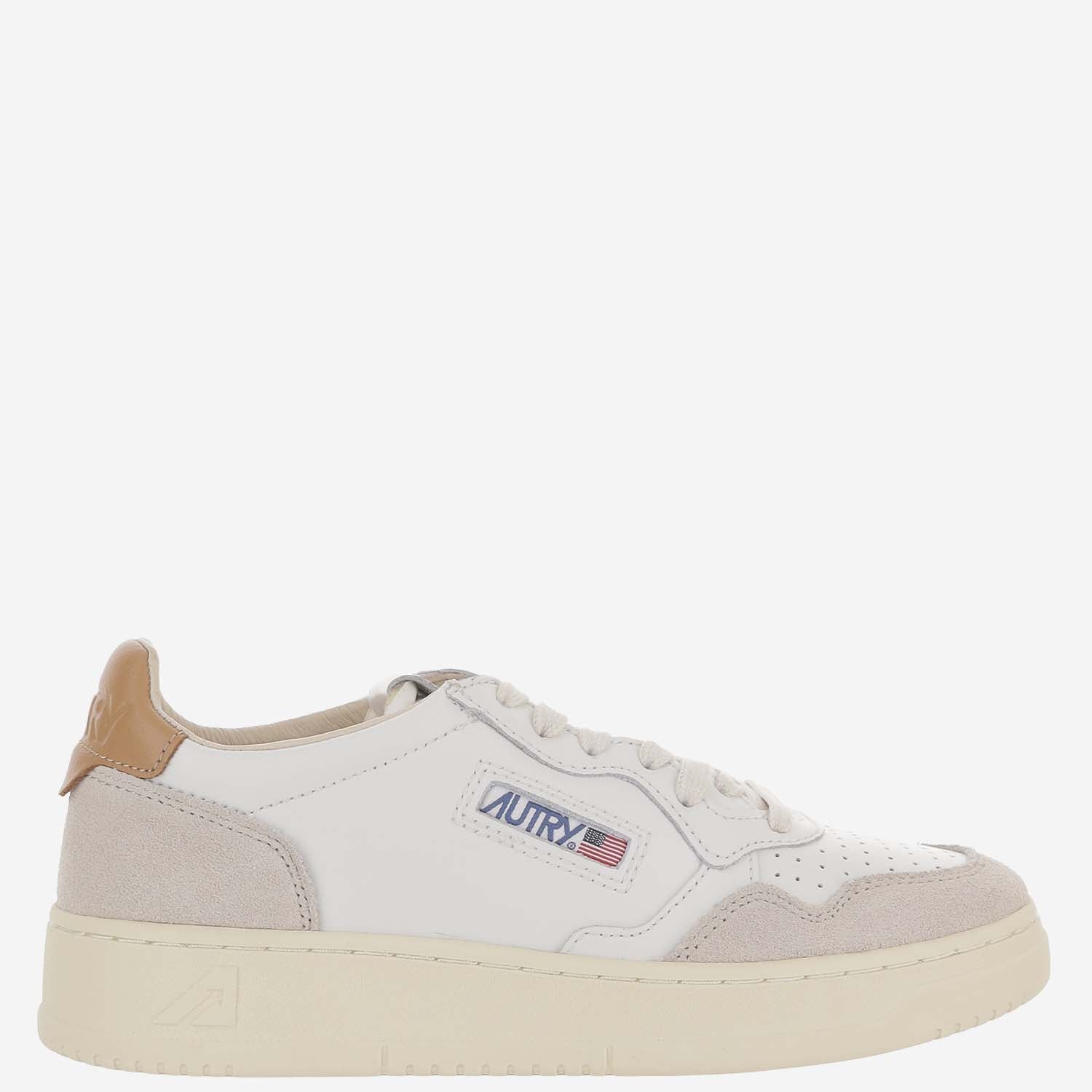 SNEAKERS MEDALIST LOW IN PELLE AULWLS16 LEATSUEDEWHTLION AUTRY 