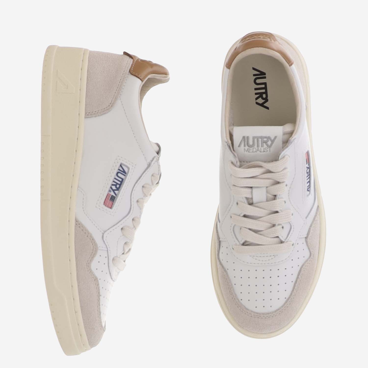 SNEAKERS MEDALIST LOW IN PELLE AULWLS16 LEATSUEDEWHTLION AUTRY 