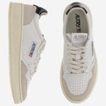 SNEAKERS MEDALIST LOW IN PELLE AULWLS21 LEATSUEDE WHTBLK AUTRY 