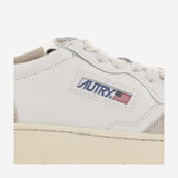 SNEAKERS MEDALIST LOW IN PELLE AULWLS21 LEATSUEDE WHTBLK AUTRY 