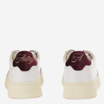 SNEAKERS MEDALIST LOW IN PELLE AULWVZ01 LEAVELVLOGO WHTFIG AUTRY 