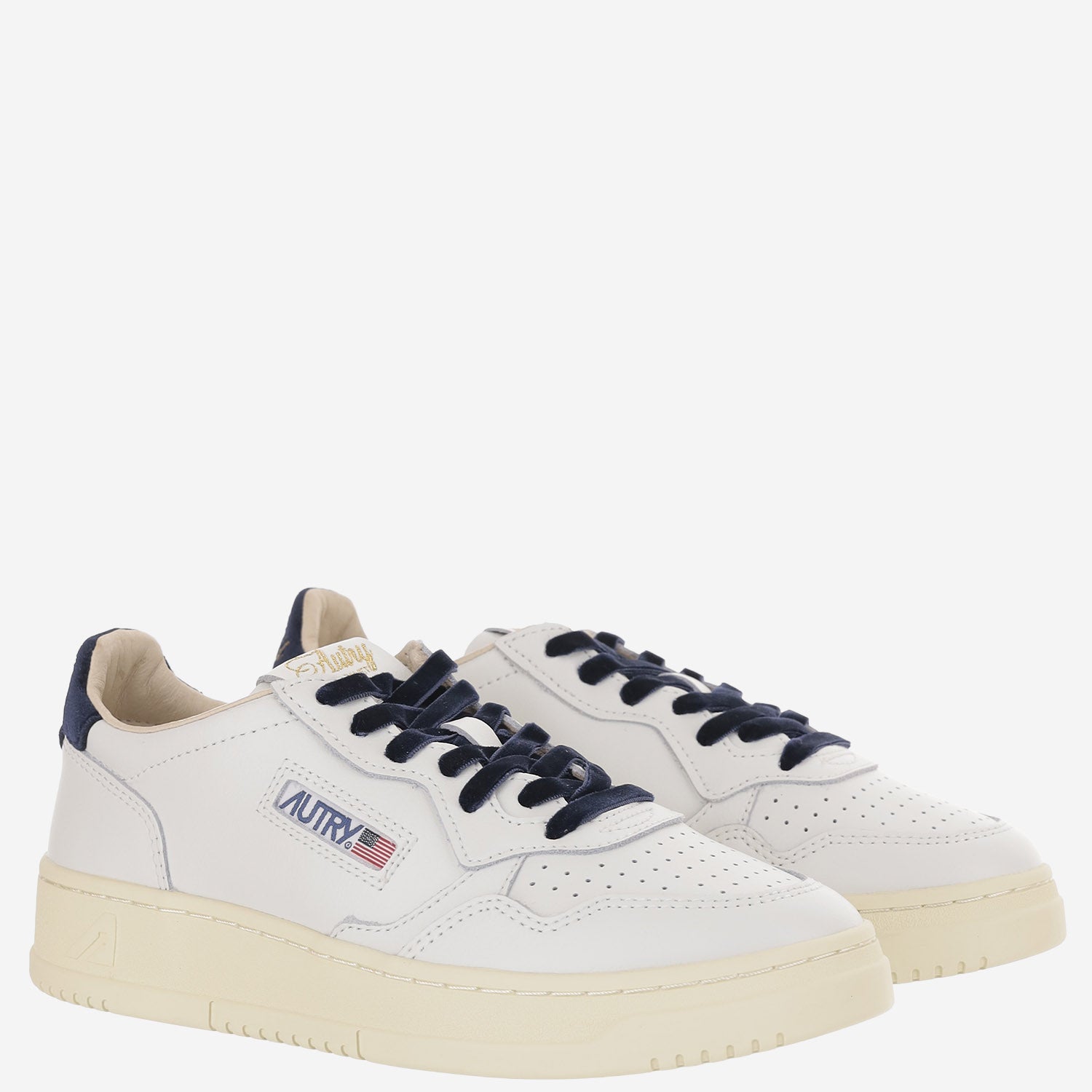 SNEAKERS MEDALIST LOW IN PELLE AULWVZ02 LEAVELVLOGOWHTSPACE AUTRY 