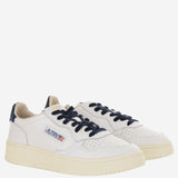 SNEAKERS MEDALIST LOW IN PELLE AULWVZ02 LEAVELVLOGOWHTSPACE AUTRY 