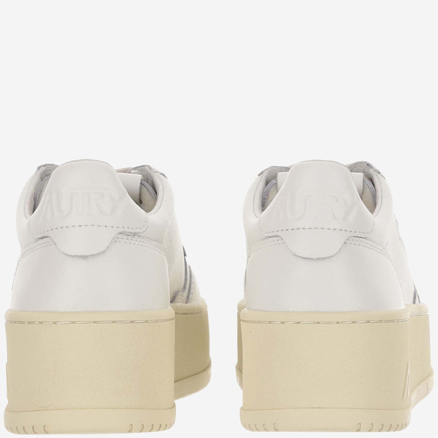 SNEAKERS MEDALIST PLATFORM LOW IN PELLE PTLWLL15 LEATWHT AUTRY 