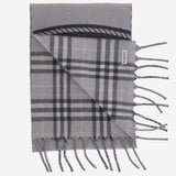 SCIARPA REVERSIBILE IN CASHMERE CON LOGO 8130403 MITTENGREY BURBERRY 