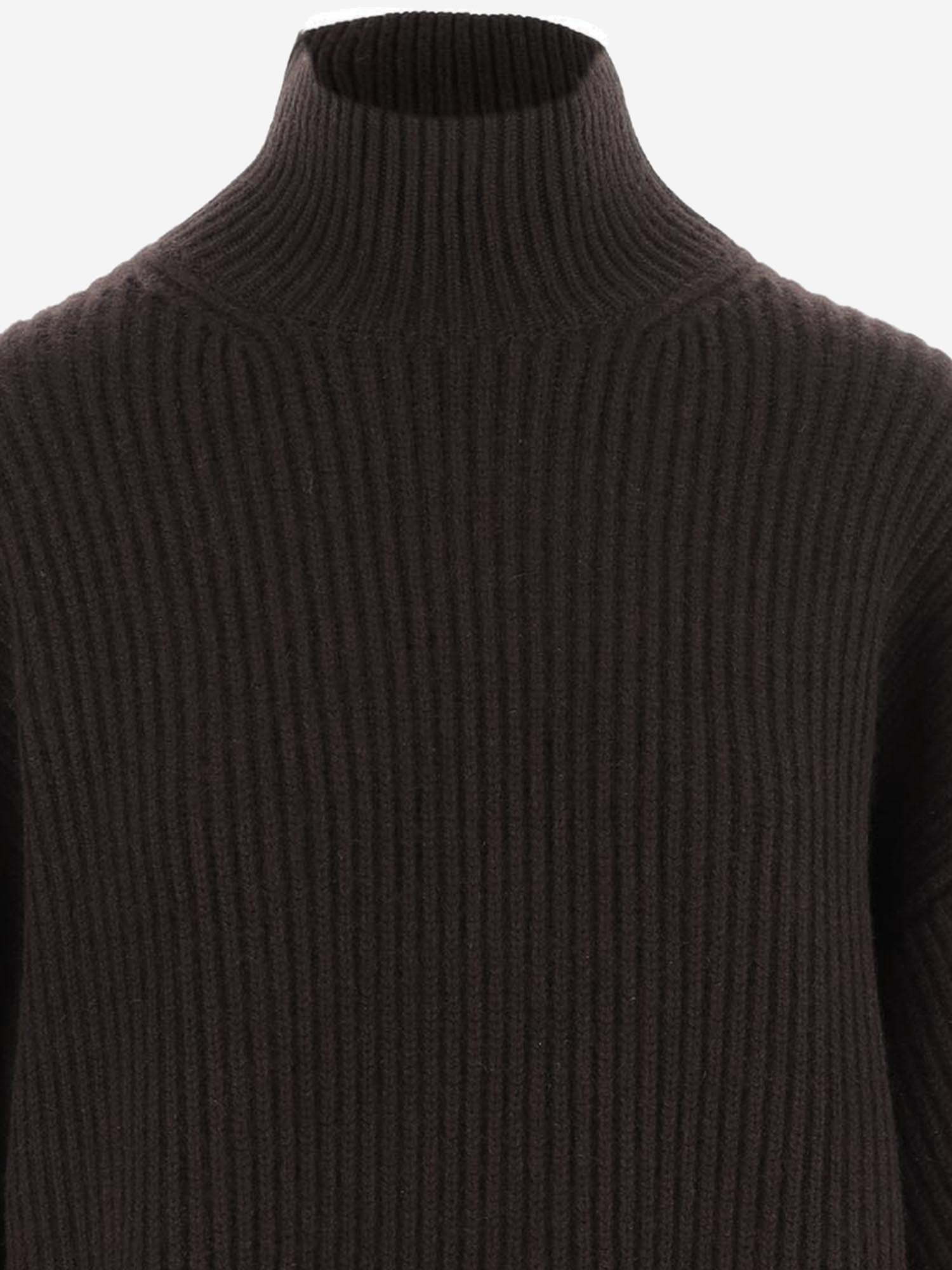 MAGLIONE IN CASHMERE A COSTE CON COLLO ALTO 6262K21173 CHOCOLATE CARVEN 
