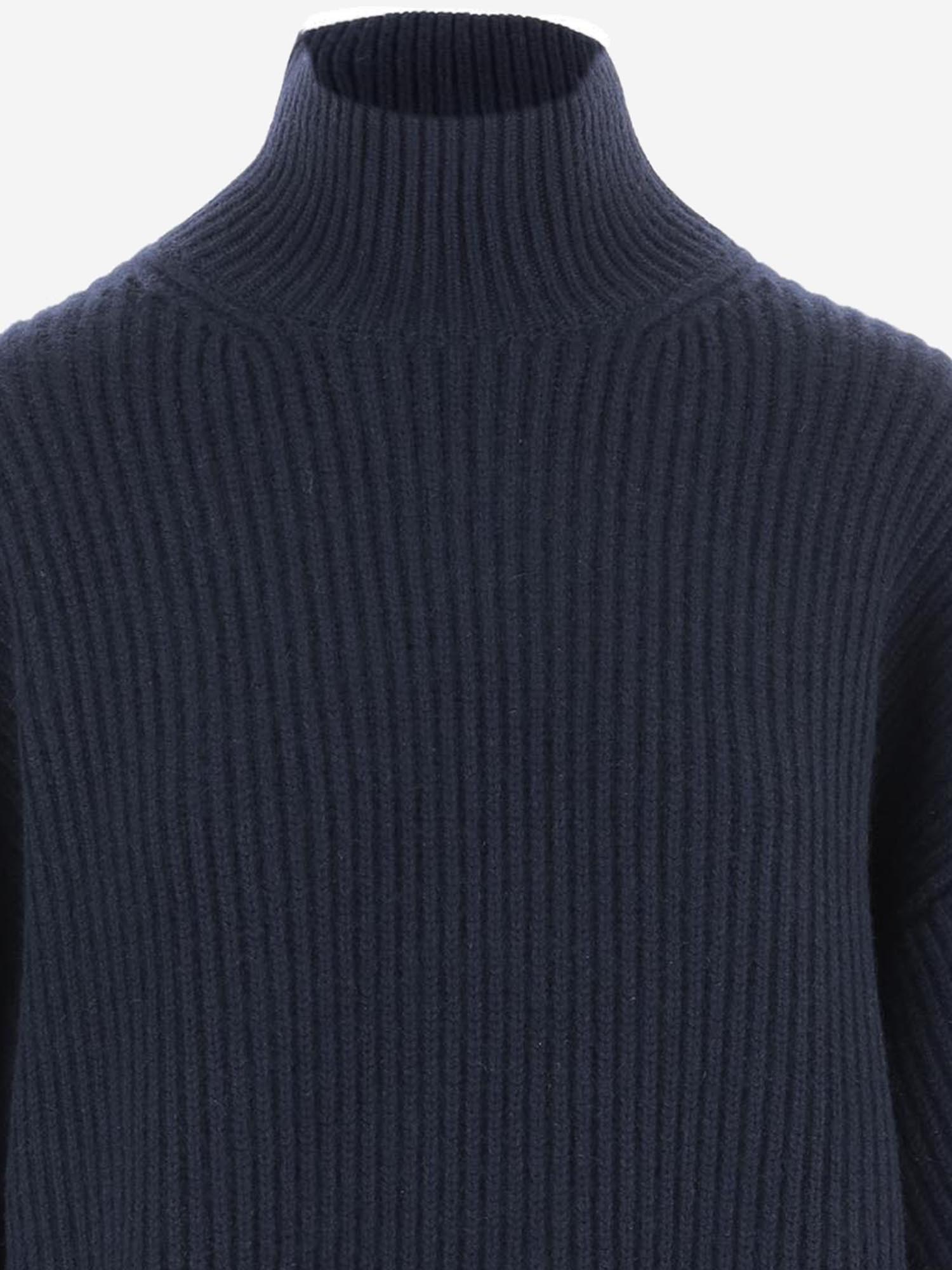MAGLIONE IN CASHMERE A COSTE CON COLLO ALTO 6262K21173 MIDNIGHT CARVEN 