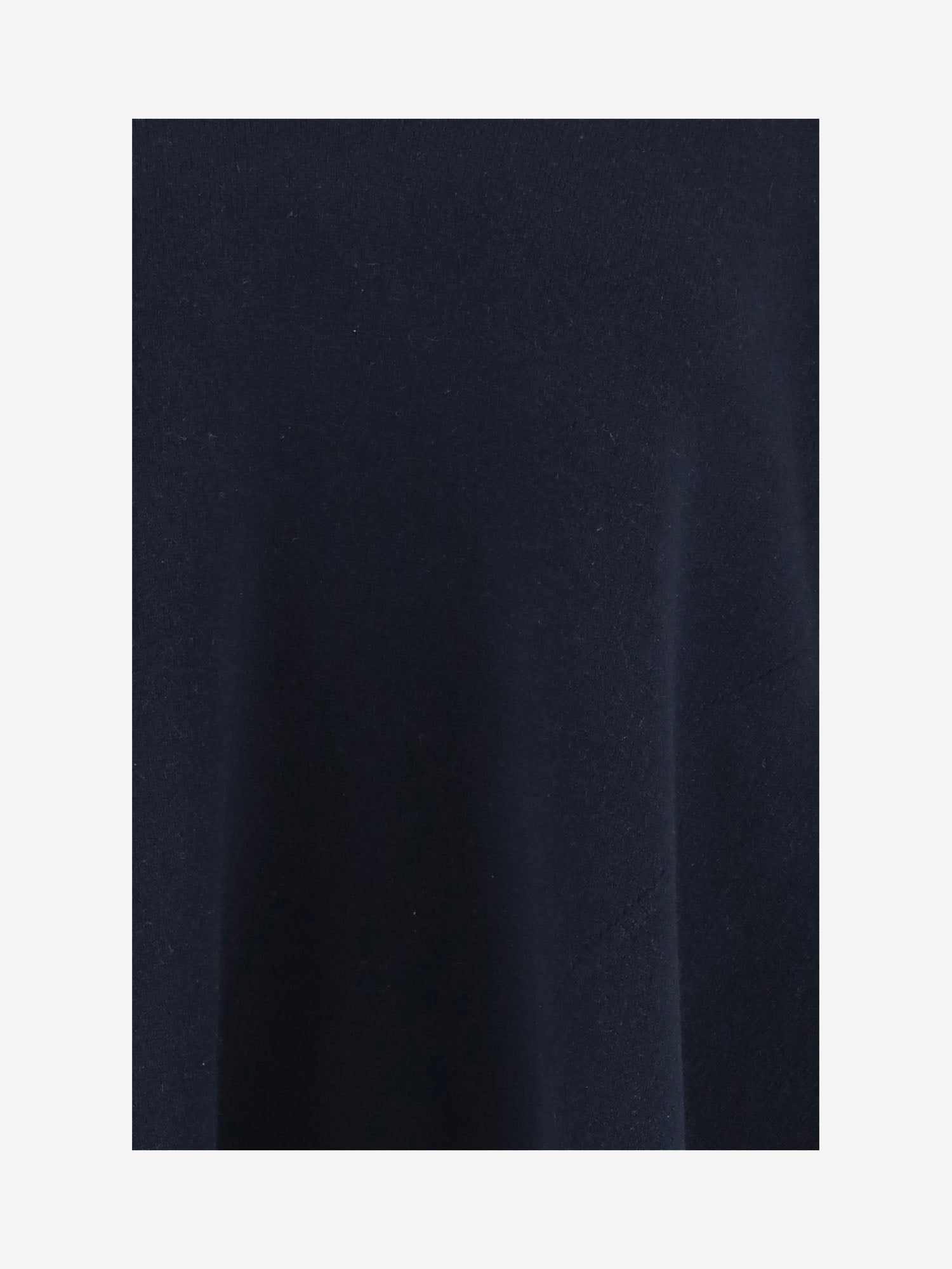 MAGLIA IN CASHMERE CON FONDO ASIMMETRICO 6262K21174 MIDNIGHTBLACK CARVEN 