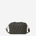 CAMERA CASE CON MOTIVO FF 7VA695 B12NF1PR4 FENDI 