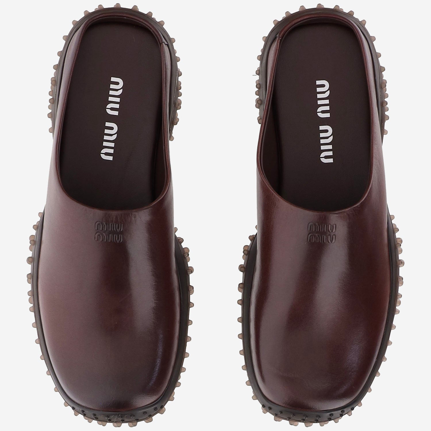 SABOT IN PELLE CON LOGO 5R802E 5ODF0002 MIU MIU 