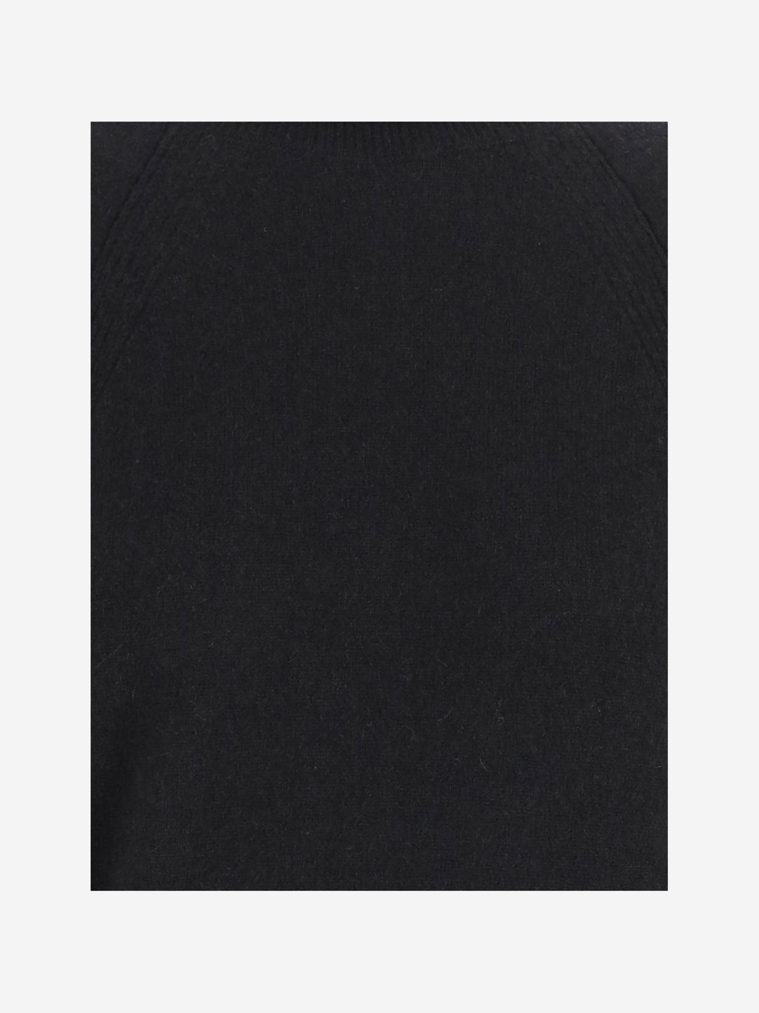 Maglia in cashmere e seta W26666 0900 SASUPHI 