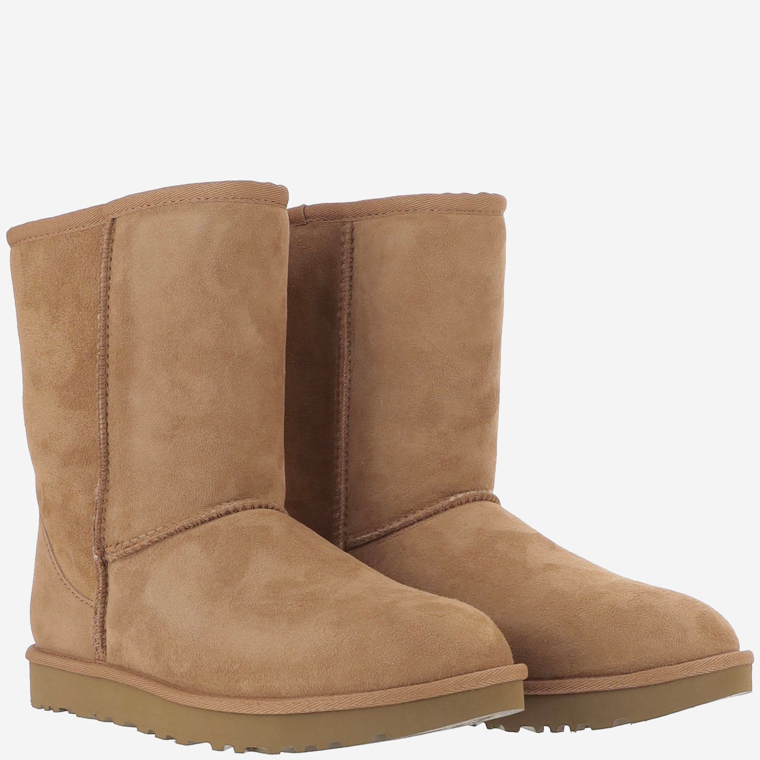 STIVALI CLASSIC SHORT II IN PELLE SCAMOSCIATA 1016223 CHE UGG 