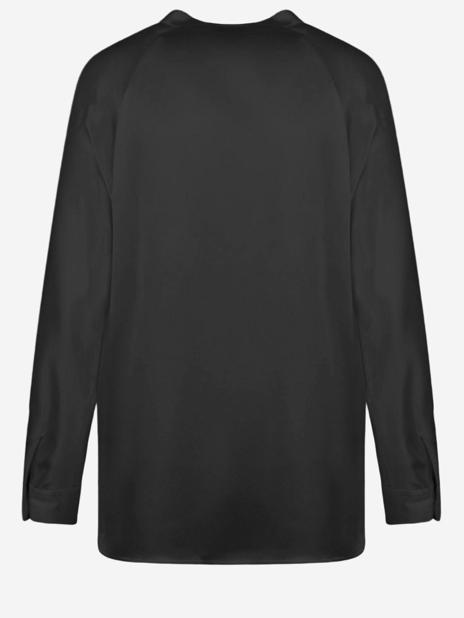 CAMICIA IN SETA CON SCOLLO A V VR84511926 001 VINCE 