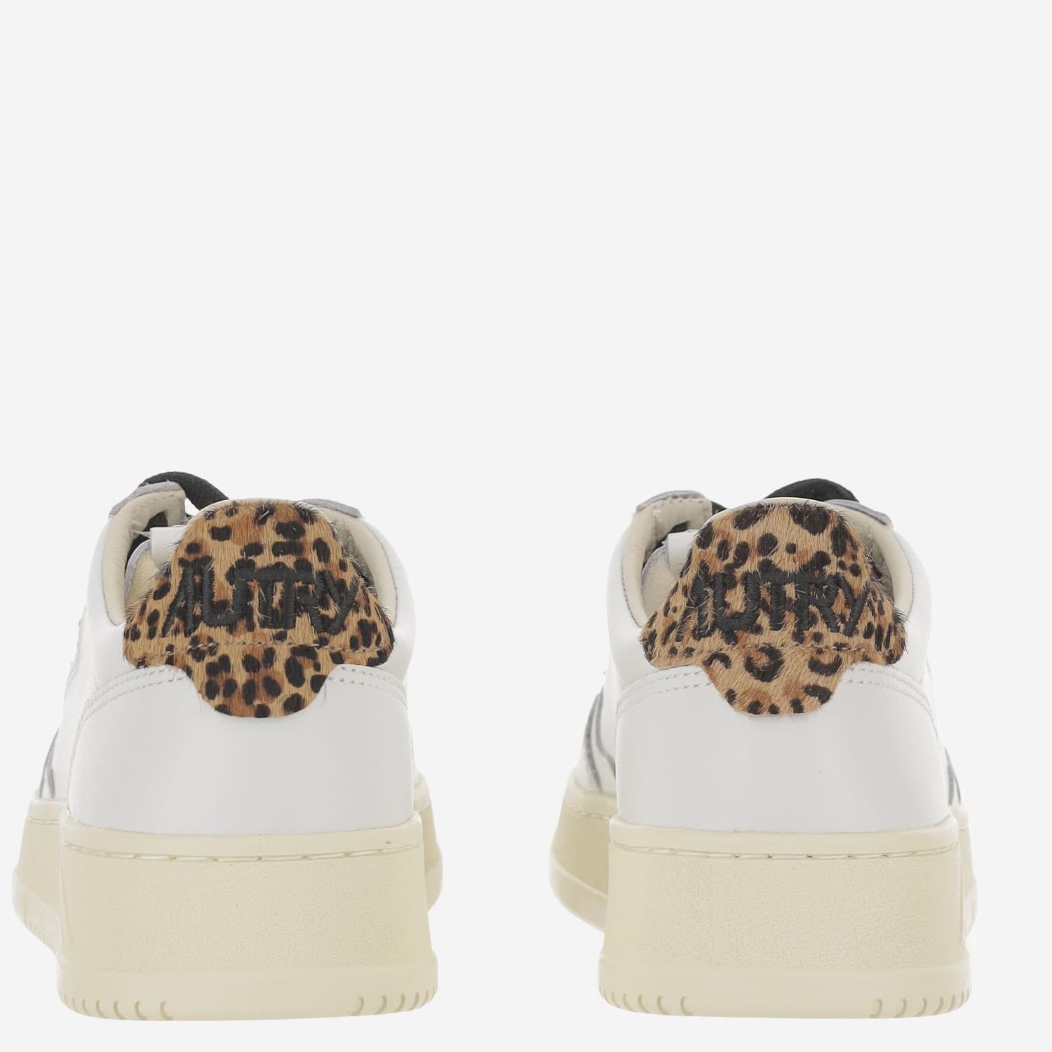 SNEAKERS MEDALIST LOW AULWOC01 LEAPOLACEWHTLEOP AUTRY 