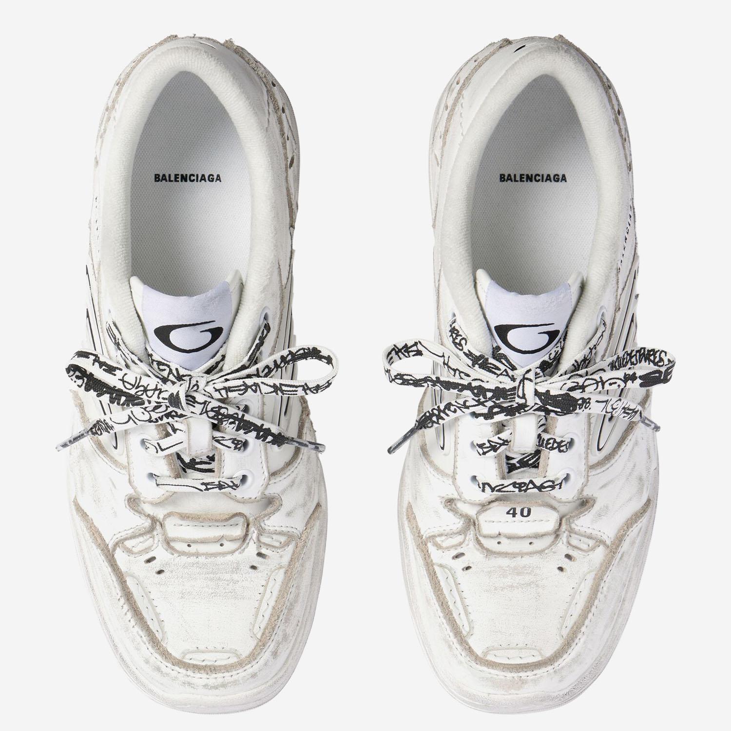 Sneakers Hamptons Worn-out 841763 WCURS9000 BALENCIAGA 